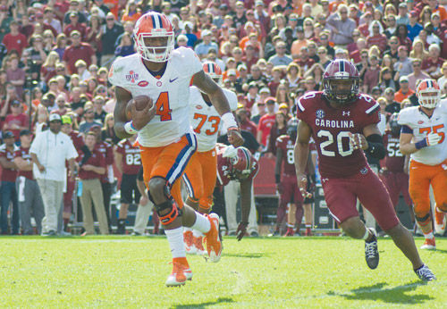 Deshaun Watson (4) was awarded the Davey OBrien award for the nations top quarterback on Monday.