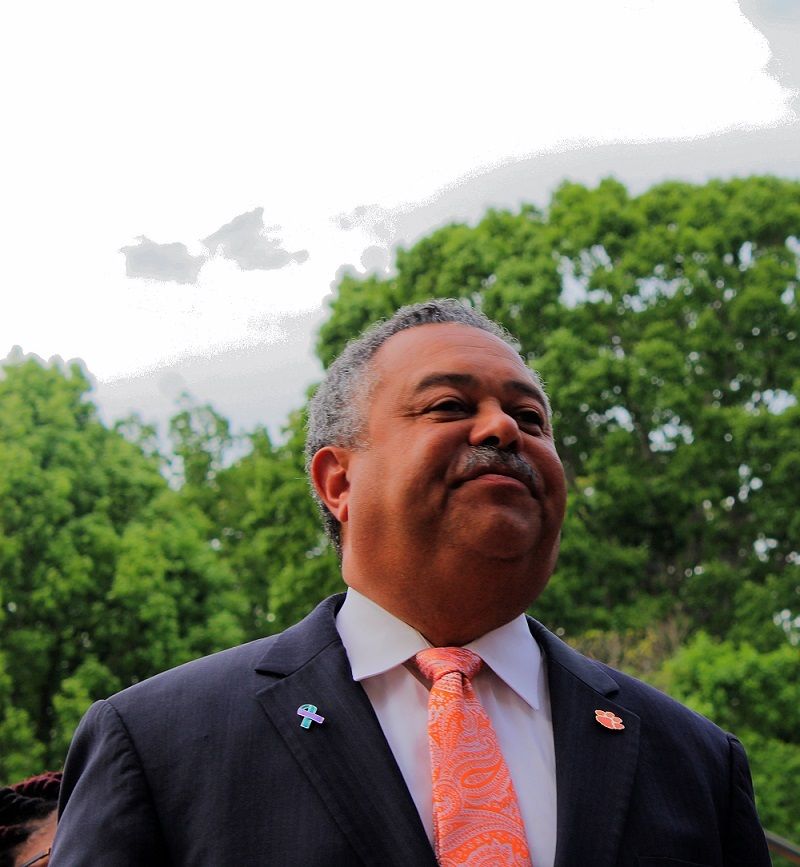 Sikes sit-in suspended by core group of protesters, President Clements emails new proposals