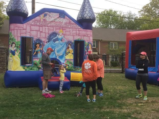 Slideshow: Check out these photos from Helen's Hugs 5K run/walk