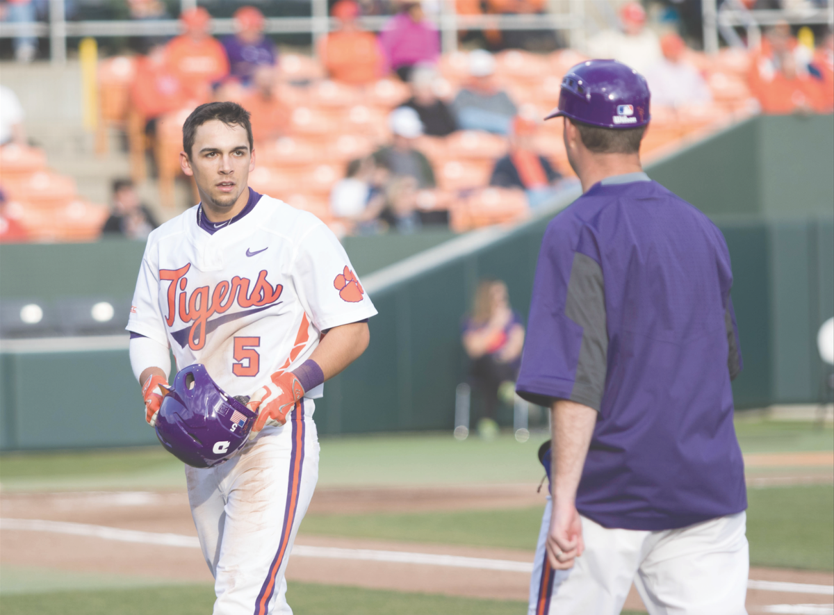 Sophomore+outfielder+Chase+Pinder+confers+with+one+of+the+Clemson+coaches.+Pinder+is+batting+.343+with+a+.466+on+base+percentage.+He+also+has+23+RBIs+and+eight+home+runs+on+the+season.%26%23160%3B