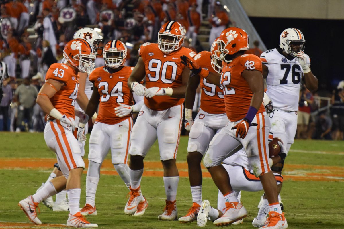 Defensive+tackle+Dexter+Lawrence+%2890%29+and+linebacker+Kendall+Joseph+%2834%29+are+two+of+the+key+injuries+in+Clemson%26%238217%3Bs+defense.+Neither+started+the+game+against+Florida+State+on+Saturday.%26%23160%3B