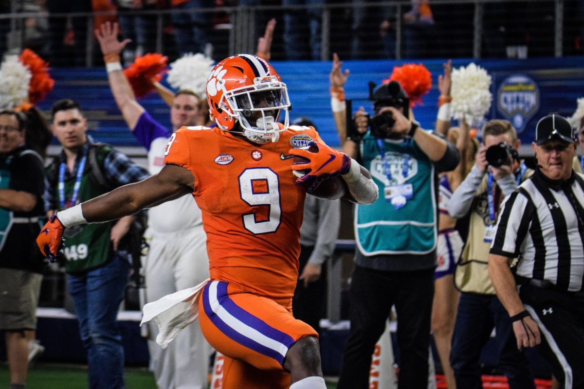 Clemson+running+back+Travis+Etienne+%289%29+will+be+a+major+factor+in+the+Tigers+matchup+with+the+Alabama+Crimson+Tide+in+the+National+Championship.+He+will+have+to+contend+with+an+exceptional+Alabama+defensive+line%2C+but+certainly+has+the+talent+to+swing+the+momentum+of+the+game.%26%23160%3B