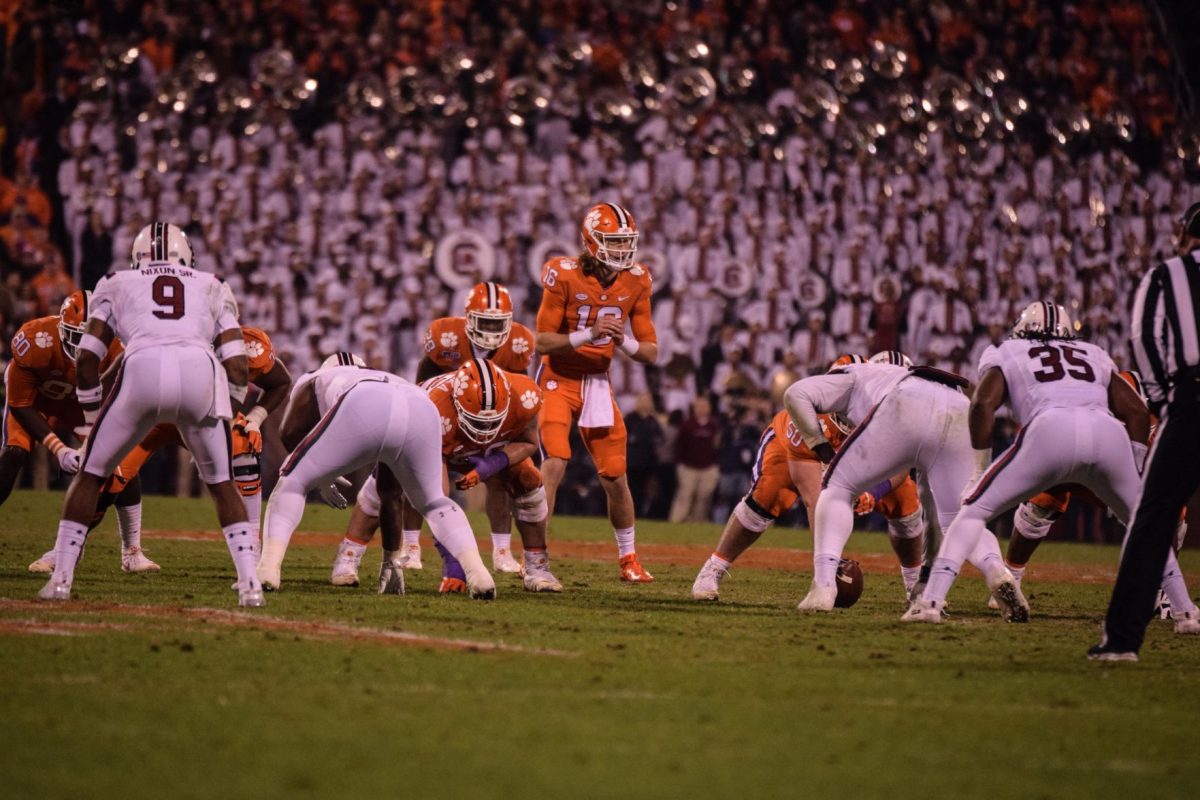 Clemson+quarterback+Trevor+Lawrence+%2816%29+and+the+Clemson+offense+take+on+the+South+Carolina+defense+in+2018.