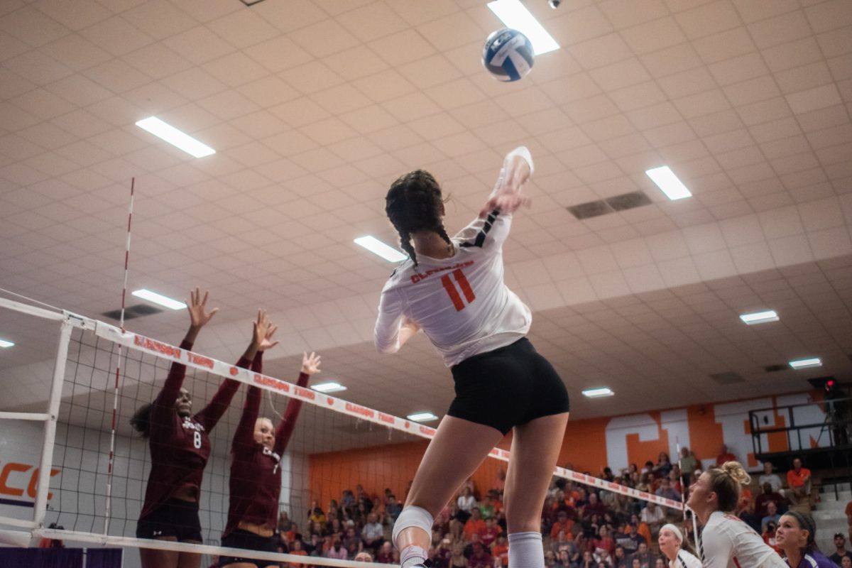 Former+Clemson+outside+hitter+Brooke+Bailey+%2811%29+goes+for+the+kill+against+South+Carolina+in+2019.