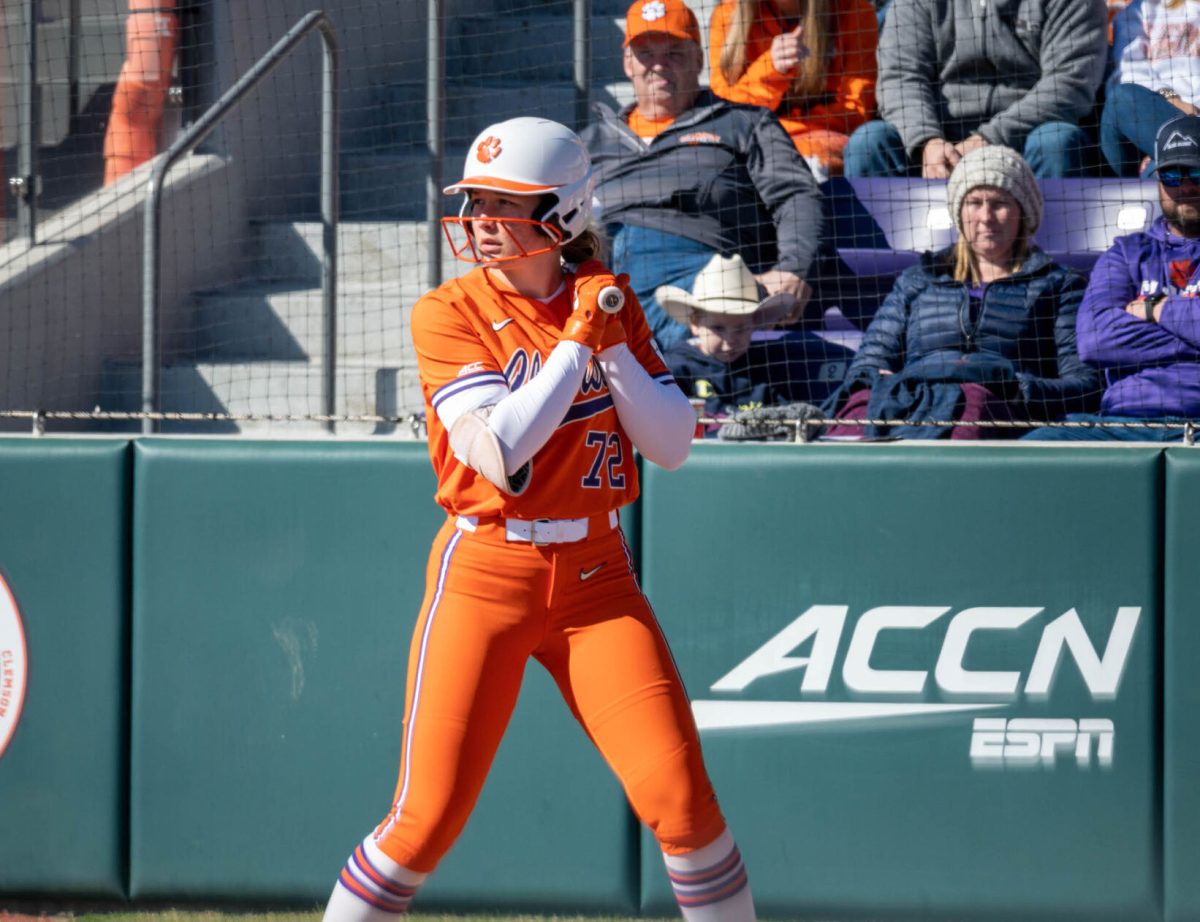 Clemson+softball+pitcher+Valerie+Cagle+%2872%29+prepares+to+bat+in+a+scrimmage+on+Feb.+5%2C+2022.
