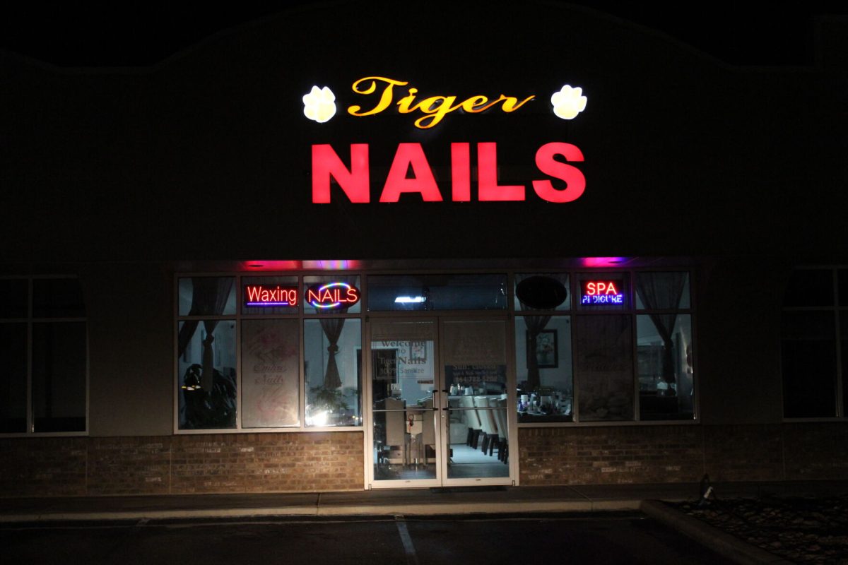 Front+of+Tiger+Nails+salon.