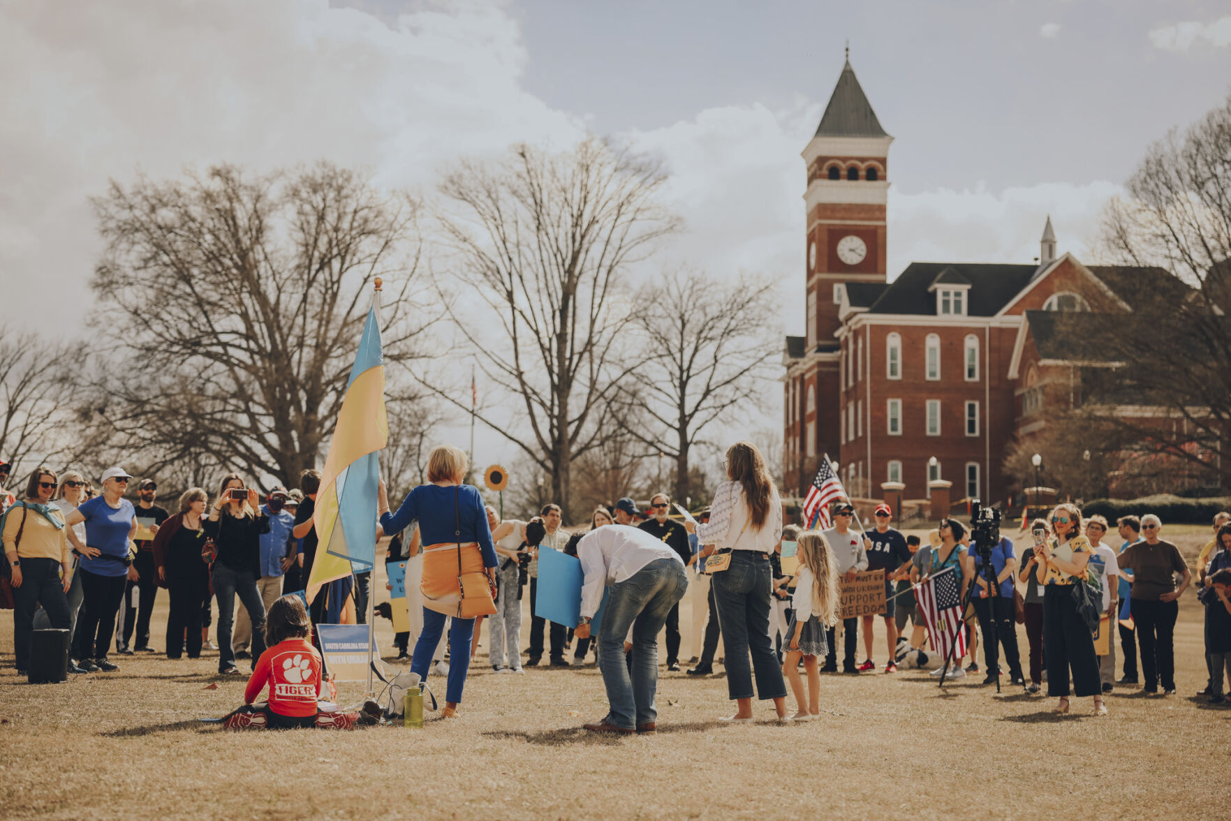 Students rally for Ukraine