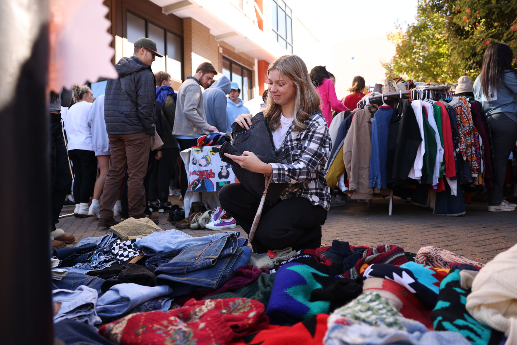 Shop ‘til you drop: Clemson Vintage Market