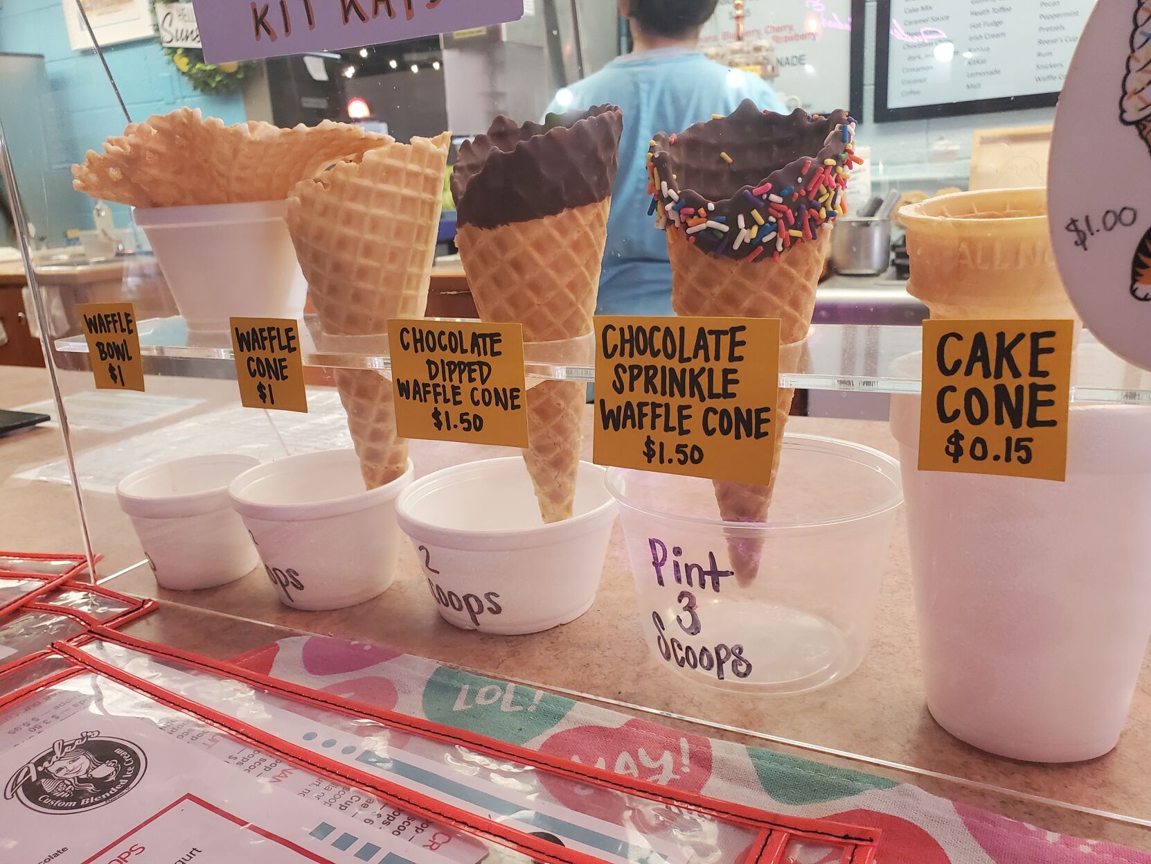 The Battle Between Ice Cream Cones and Ice Cream Cups: What's Your Pick?