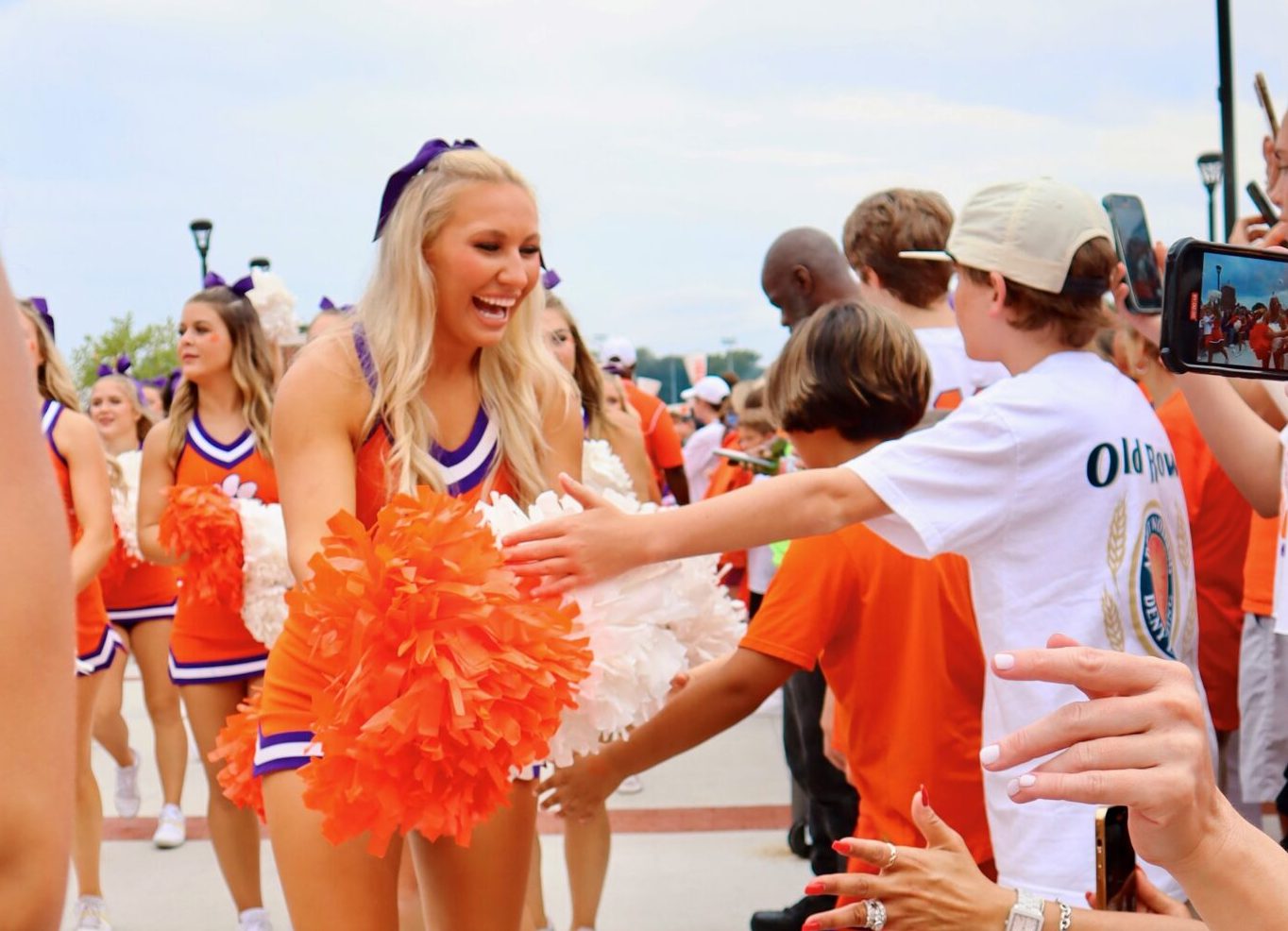 Photos: Cheerleaders show spirit at NFL playoffs