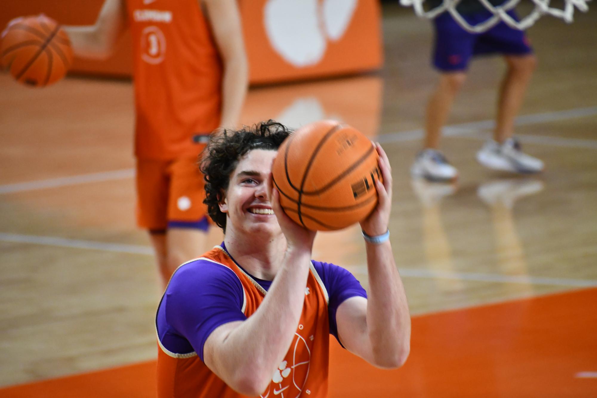 Gallery: Clemson basketball holds open practice