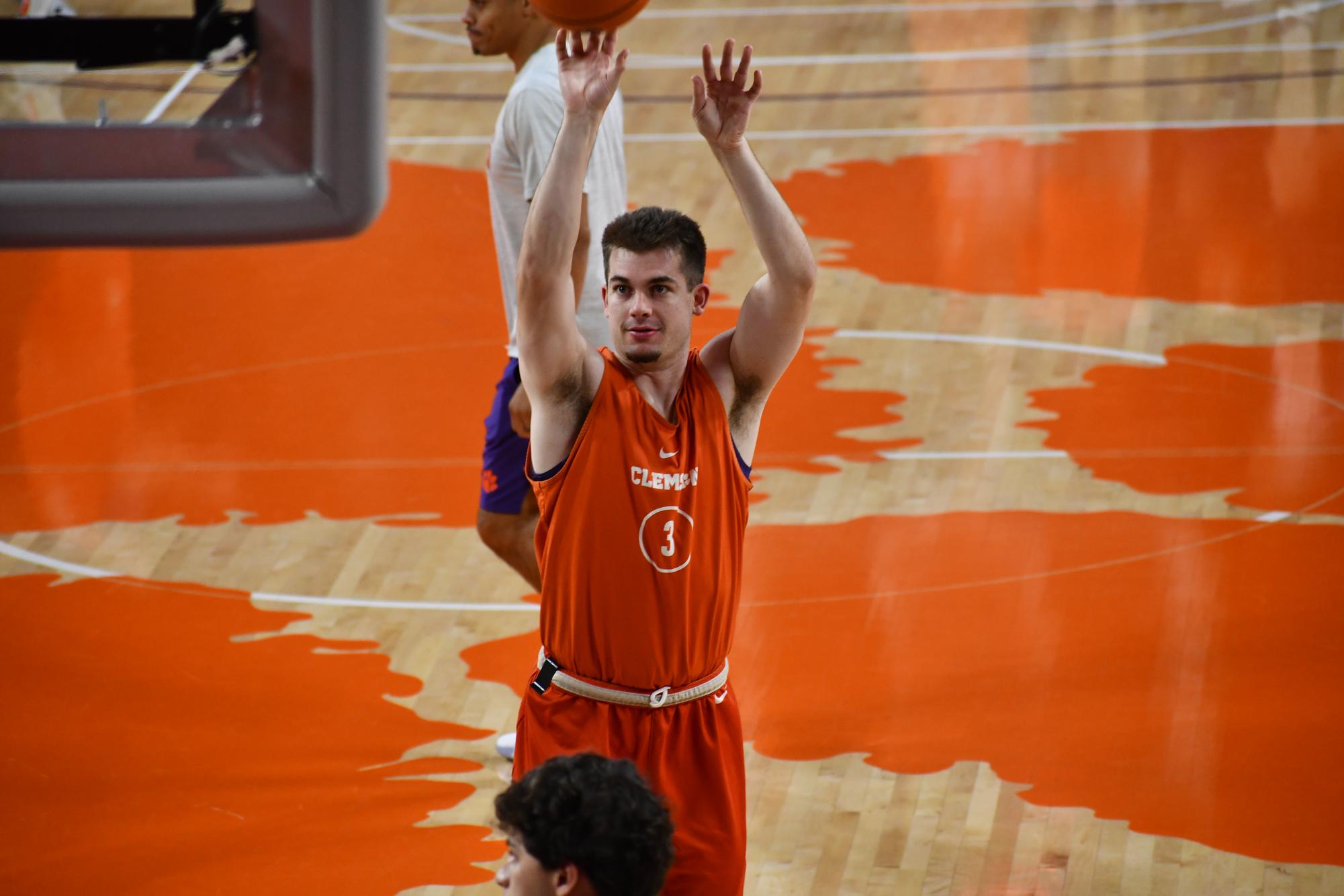 Gallery: Clemson basketball holds open practice