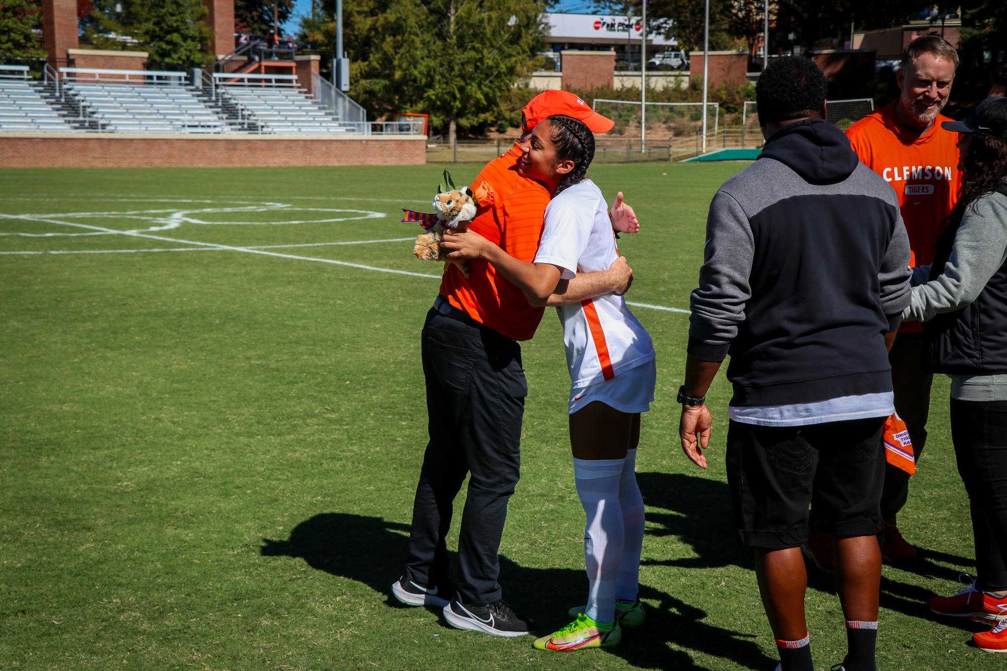 Gallery: No. 8 women's soccer defeats No. 18 Pitt in senior day victory