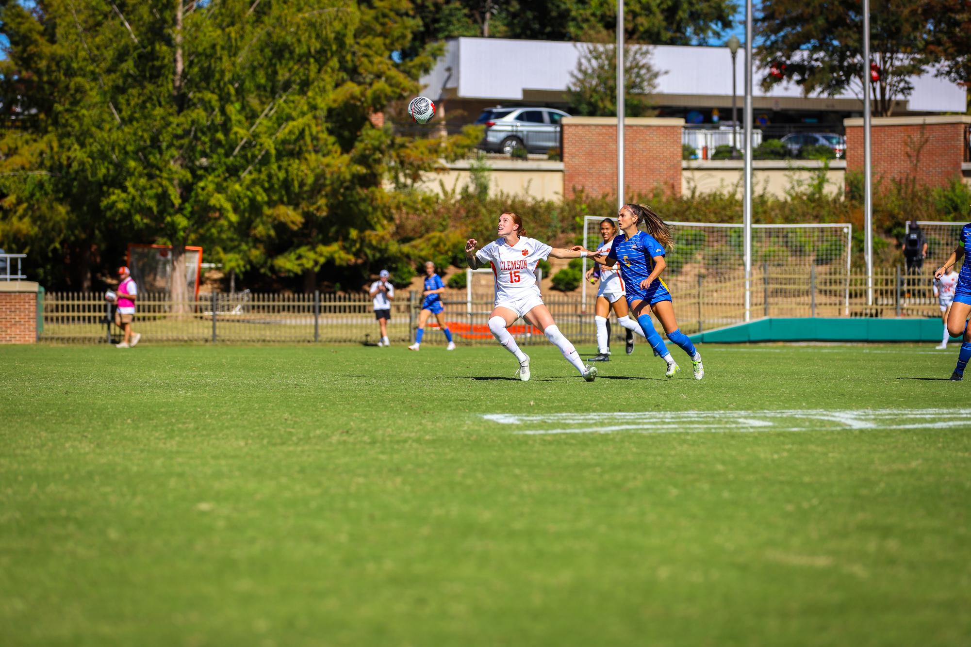 Gallery: No. 8 women's soccer defeats No. 18 Pitt in senior day victory
