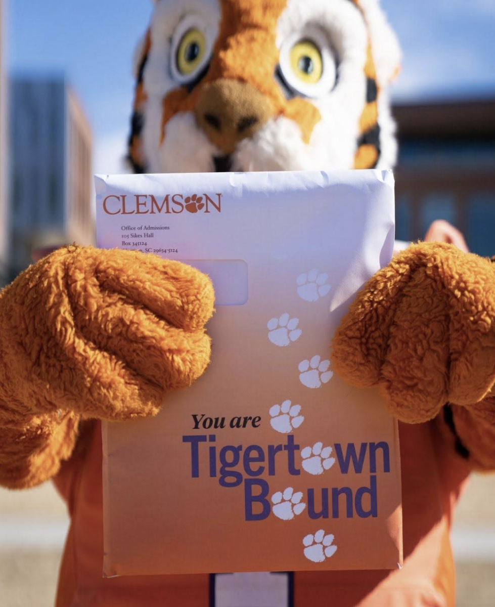 Clemson+has+22%2C877+undergraduate+students+for+the+2023-24+academic+year%2C+according+to+statistics+brought+up+at+a+board+of+trustees+meeting.