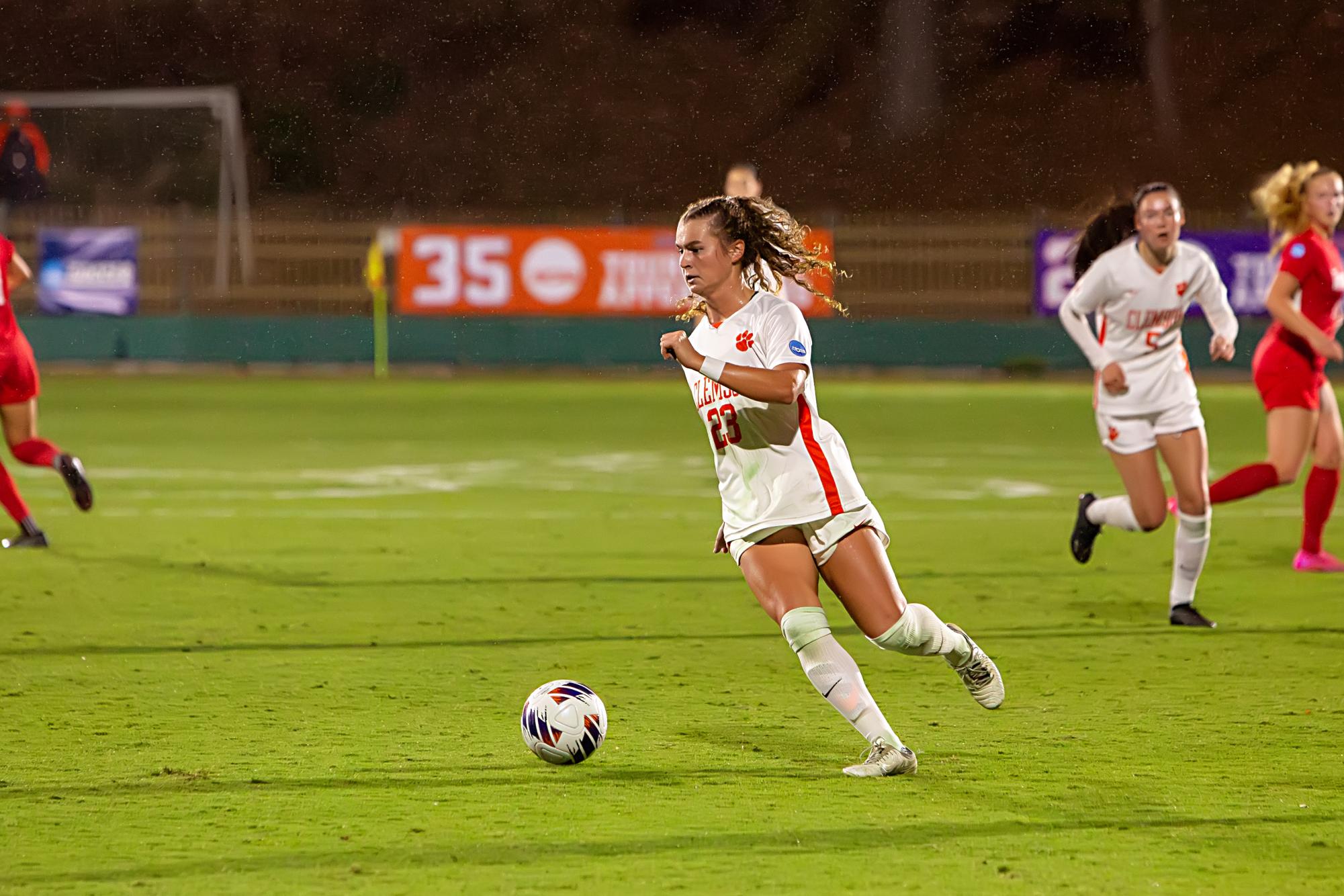 Gallery: Clemson defeats Radford in NCAA Tournament