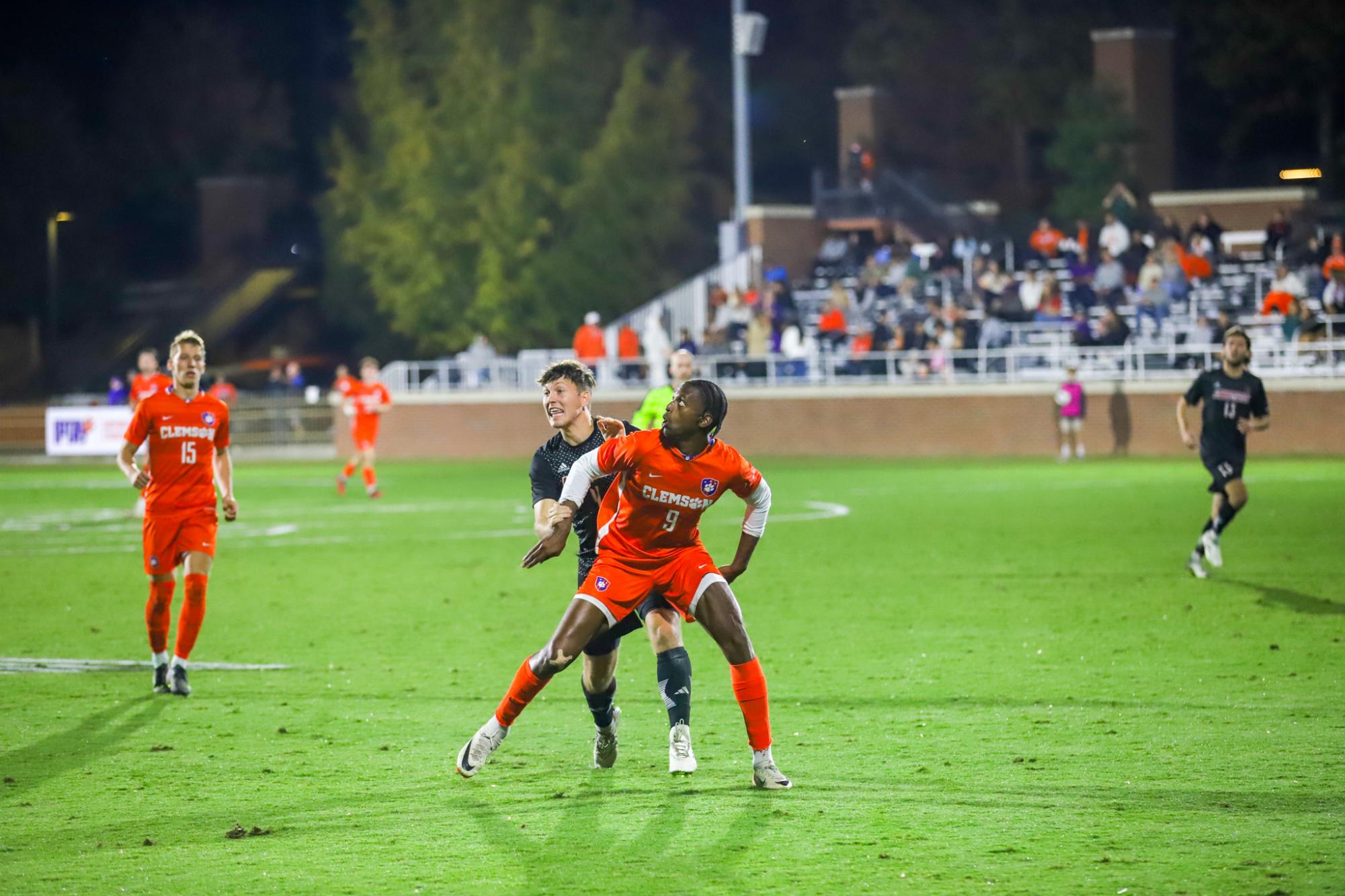 Gallery: Clemson dominates Louisville, advances to ACC Championship