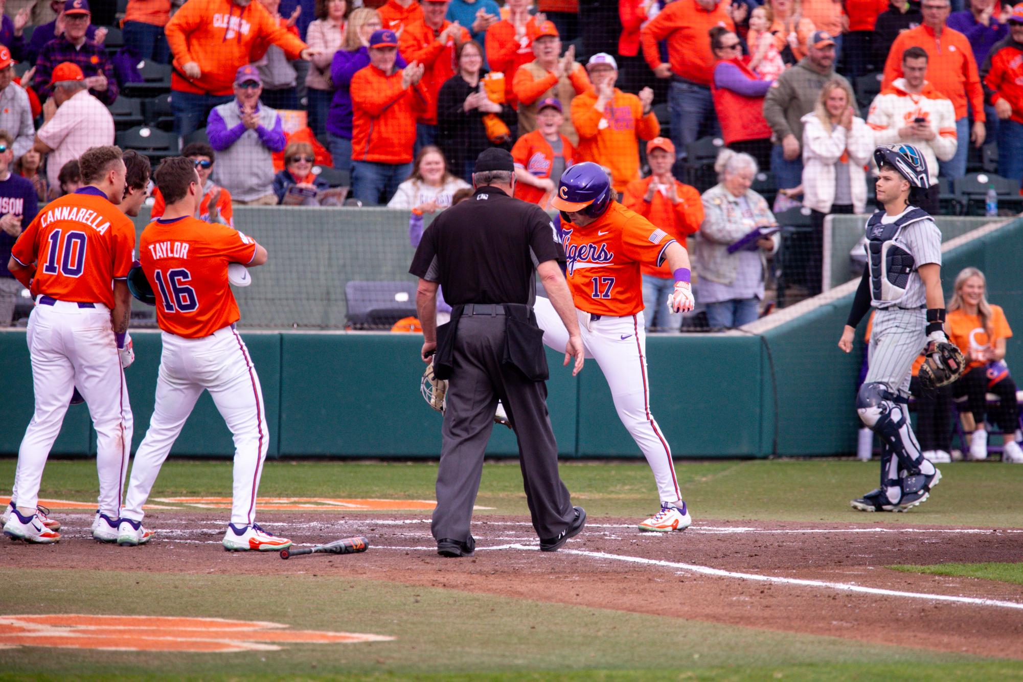 Gallery: Clemson opens season with win over Xavier
