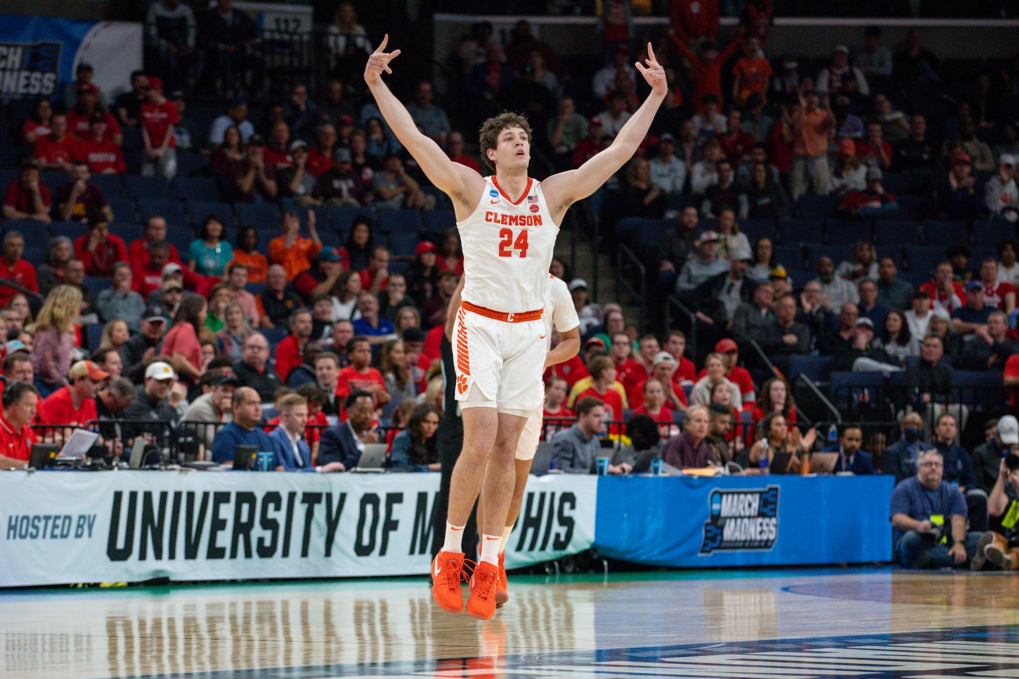 Gallery: Clemson tops New Mexico in opening round of NCAA Tournament
