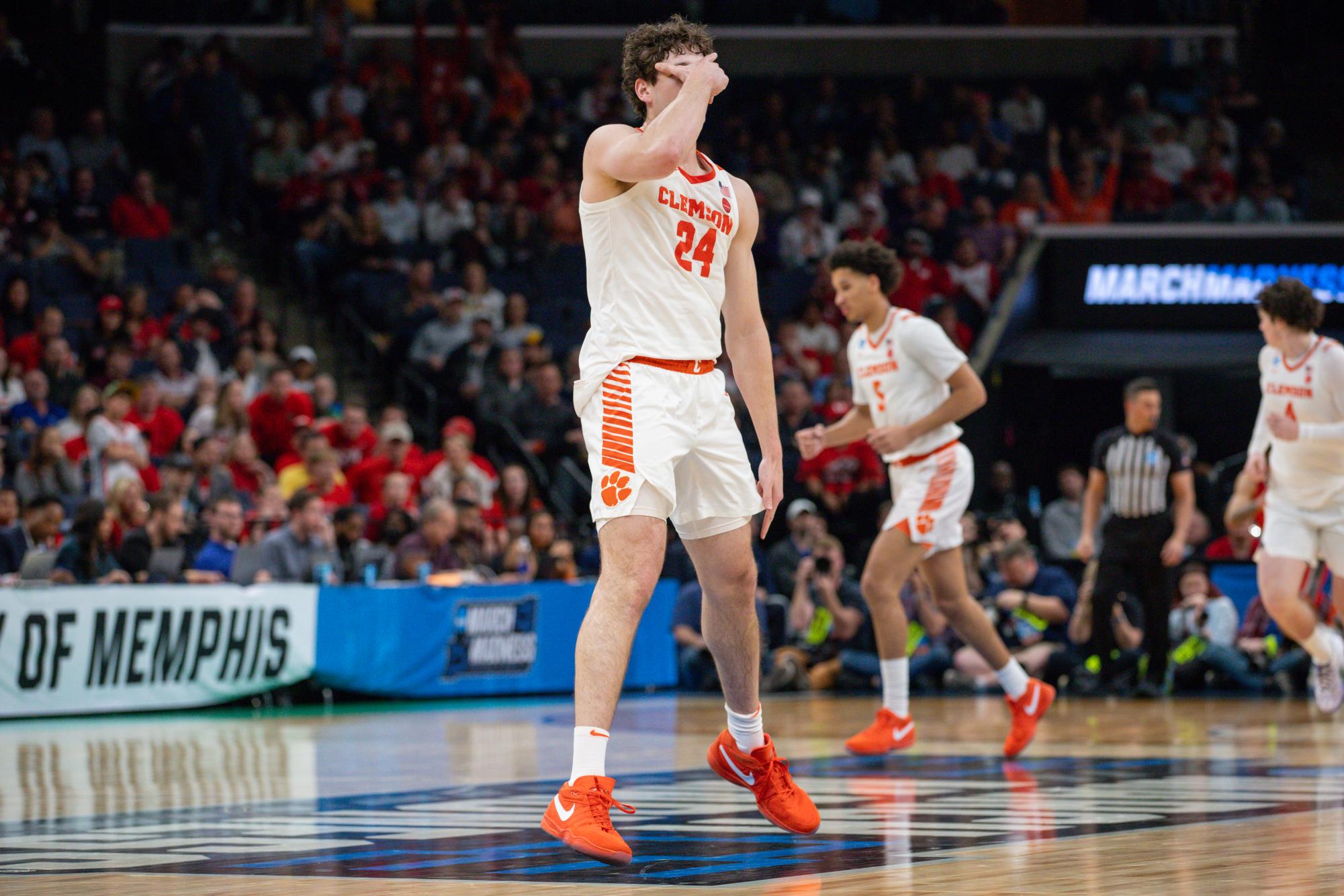 Gallery: Clemson tops New Mexico in opening round of NCAA Tournament