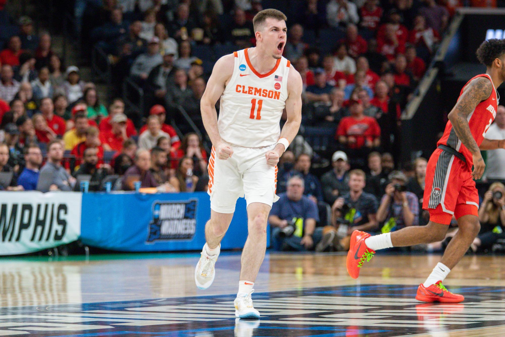 Gallery: Clemson tops New Mexico in opening round of NCAA Tournament