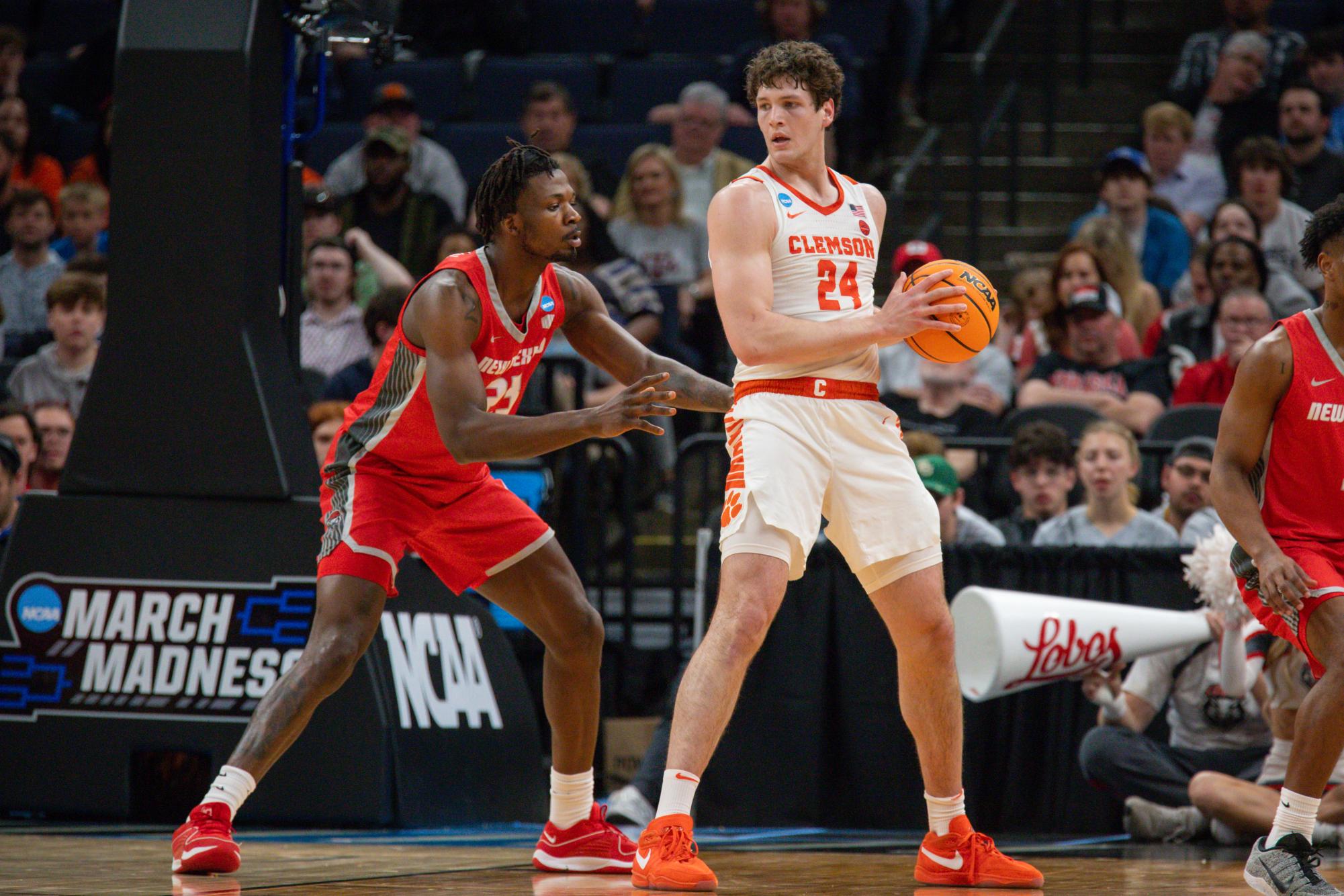 Gallery: Clemson tops New Mexico in opening round of NCAA Tournament