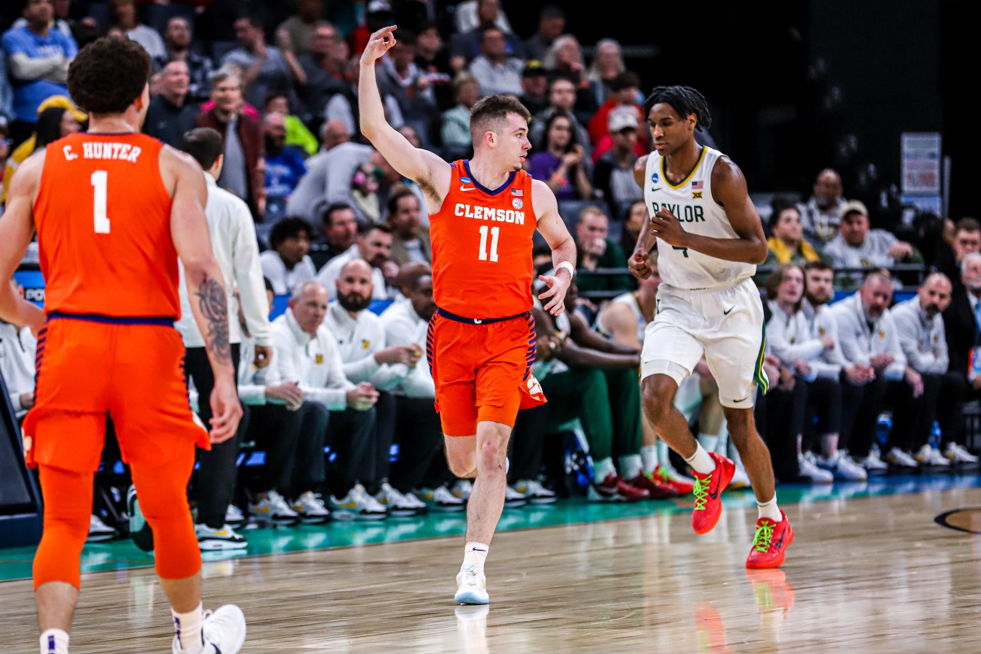 Galley: Clemson upsets Baylor in second round of NCAA Tournament