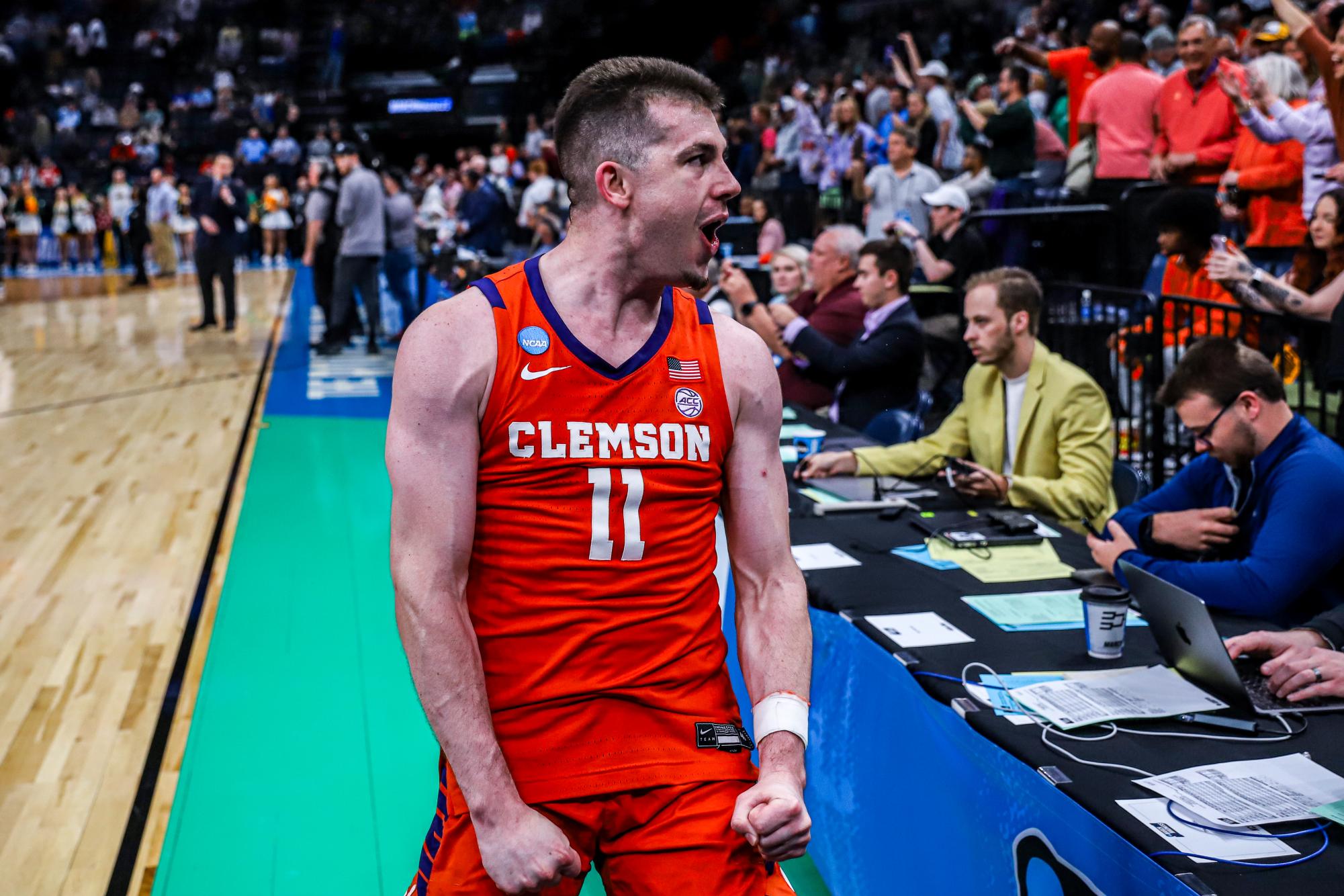 Galley: Clemson upsets Baylor in second round of NCAA Tournament