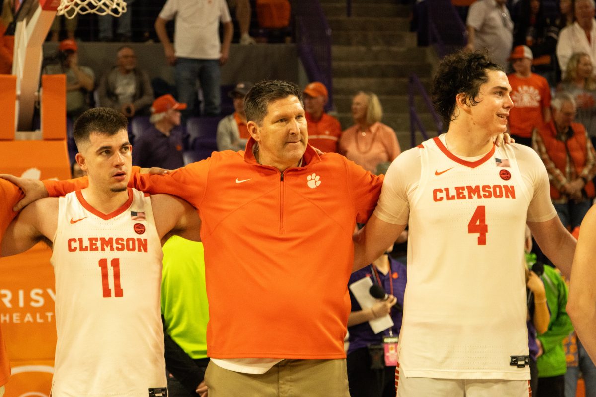 Clemson+head+coach+Brad+Brownell+and+his+team+earned+their+21st+win+of+the+season+on+Tuesday+night%2C+defeating+the+Syracuse+Orange+on+Senior+Night+at+Littlejohn+Coliseum.+