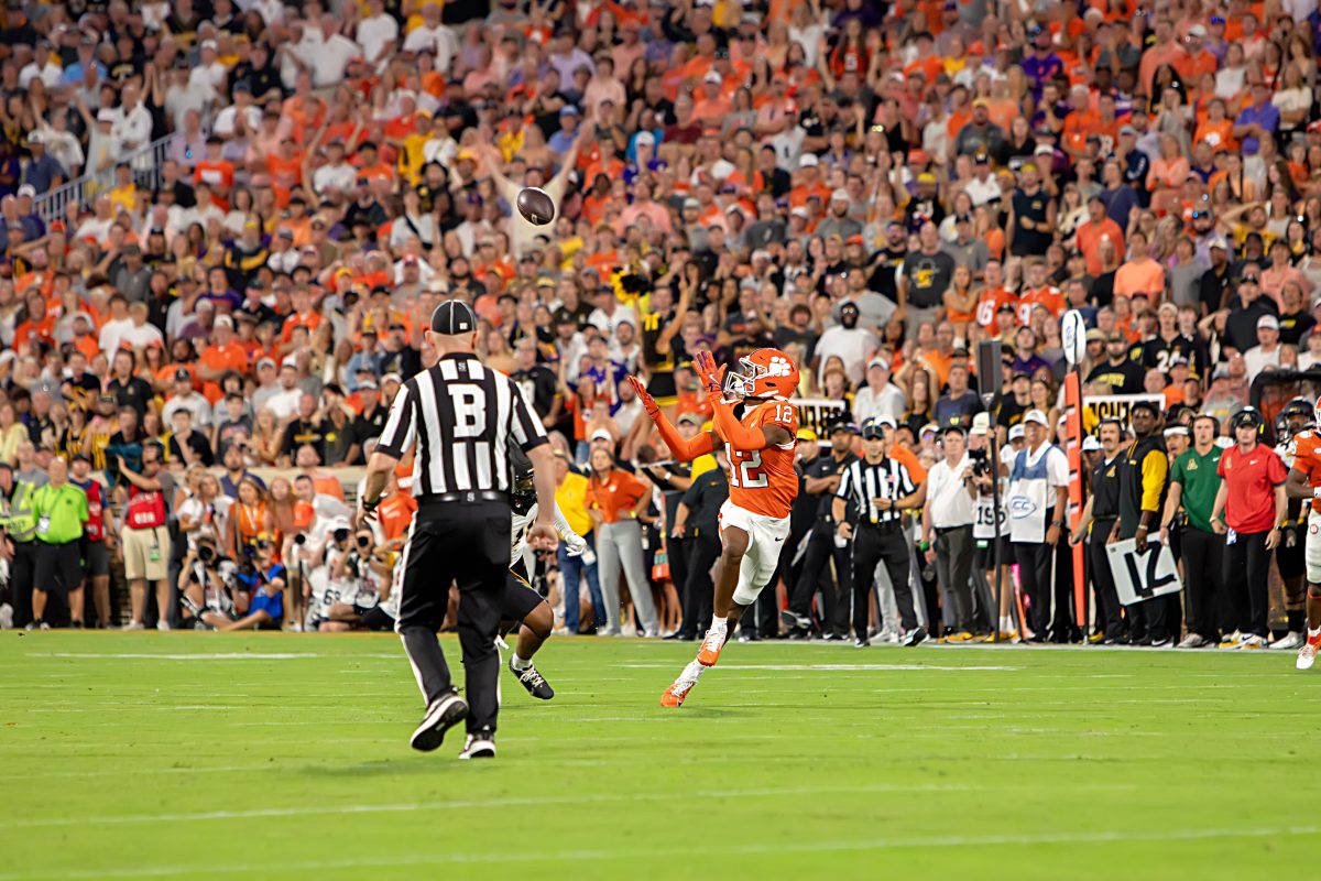 Wesco Jr. (12) opens his arms to receive a pass from Klubnik, resulting in a 76-yard touchdown to open scoring.