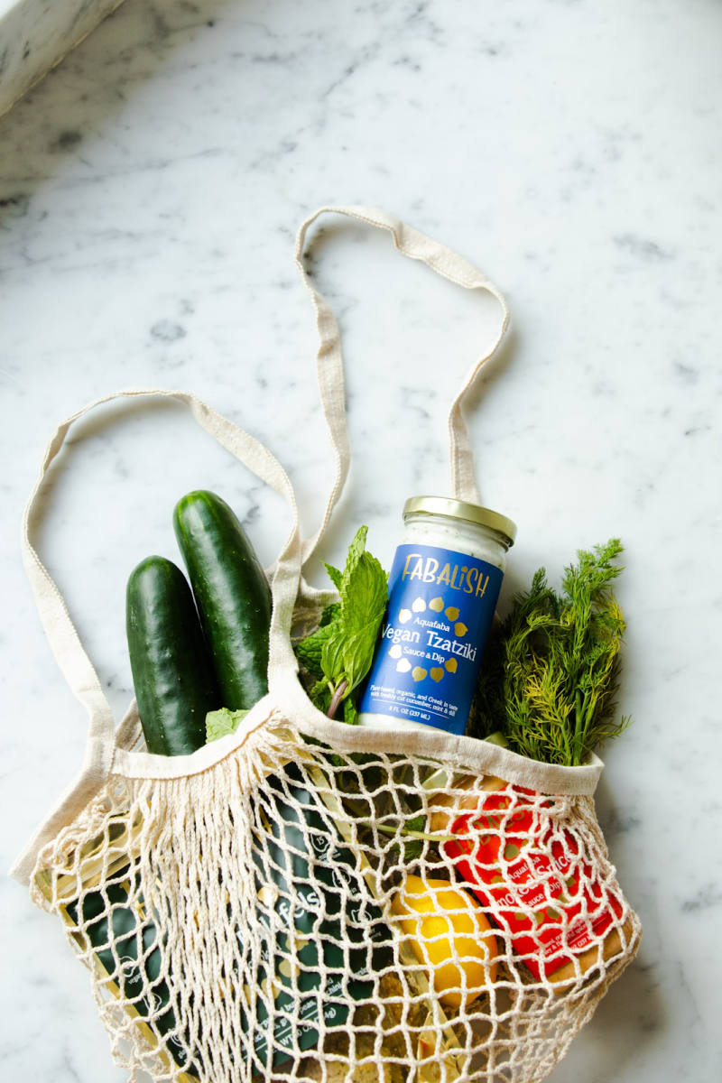 Students can use reusable bags to reduce the dangers of single-use plastic waste. 