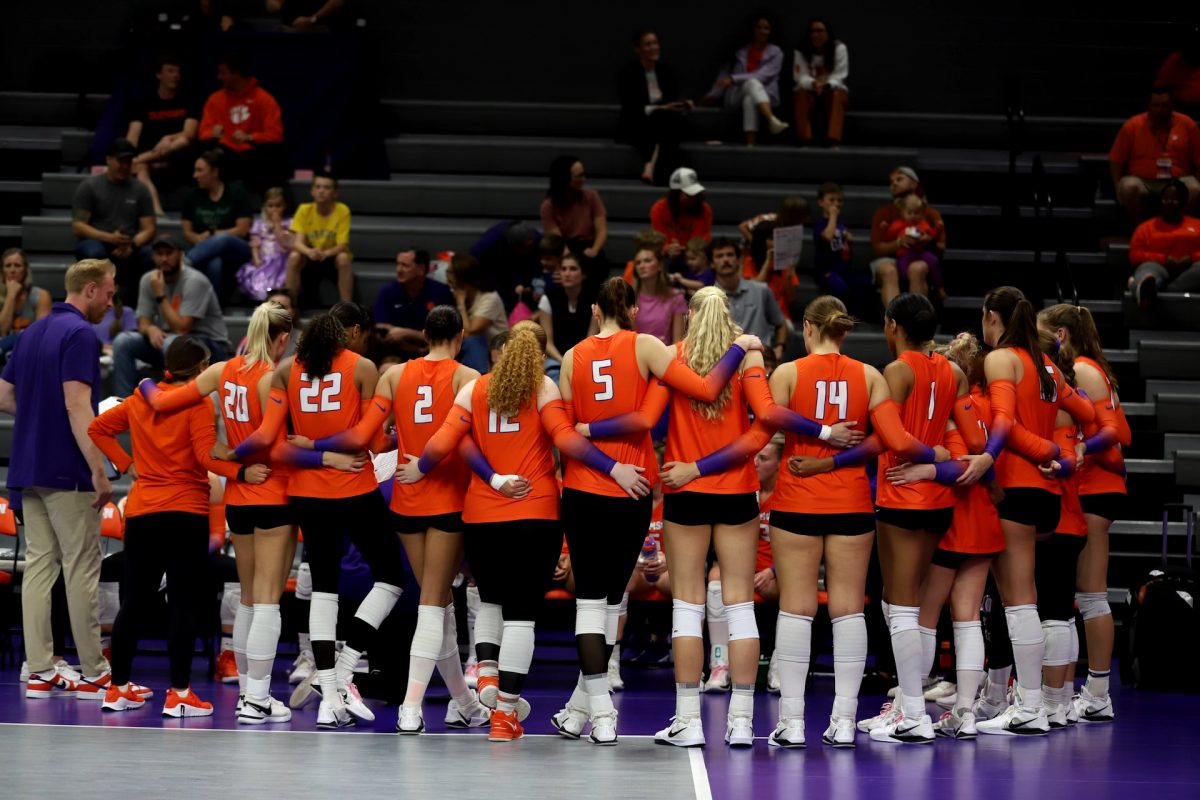 The Clemson women's volleyball team was swept by the Stanford Cardinal 3-0 at the Maple Pavilion in Stanford, California, on Friday night.