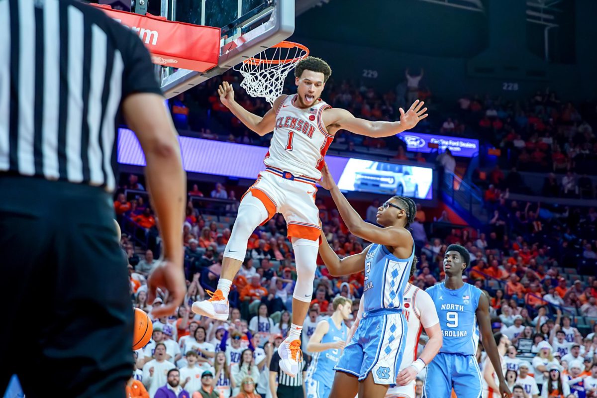 Chase Hunter completes a dunk against North Carolina in Monday's dominant victory.