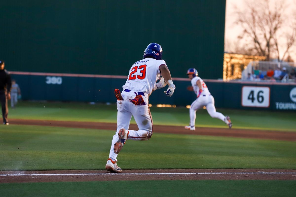 Jarren Purify runs to first base in Clemson's dominant 20-7 win over the Winthrop Eagles on Feb. 25.