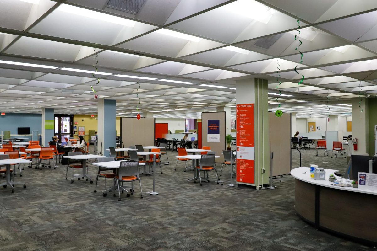 The third floor of the library is home to various seating arrangements and the Learning Commons.