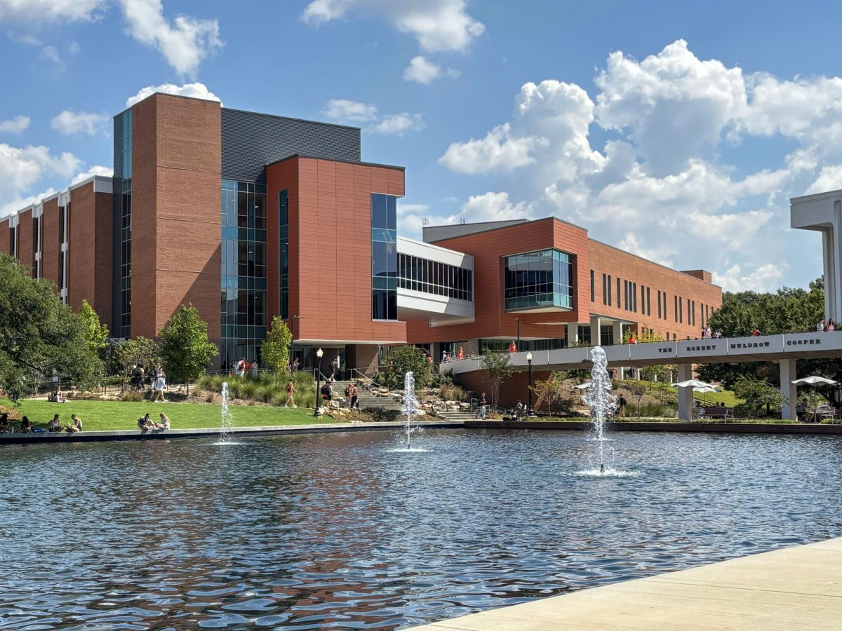 The Reflection Pond enhancement project's delay is part of a larger problem concerning the University's lack of communication with students.