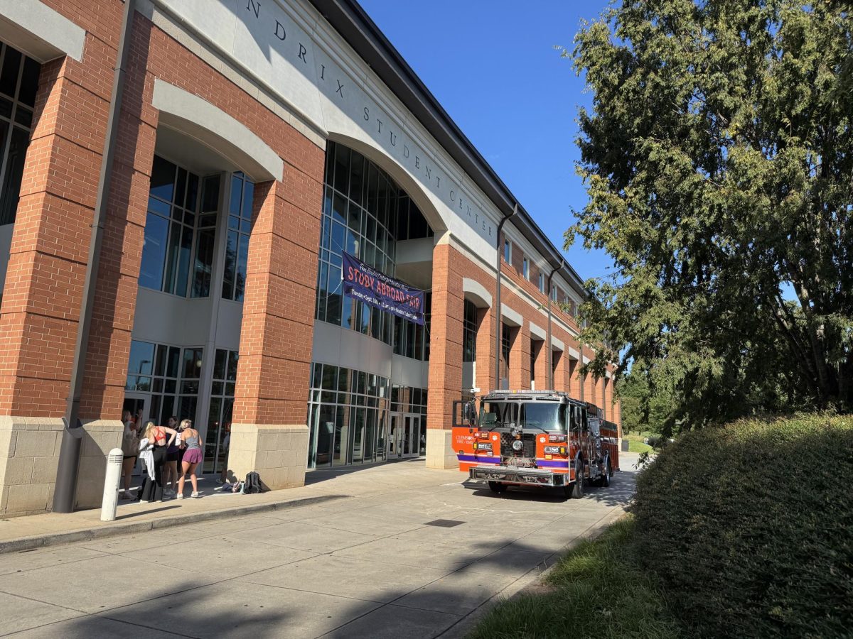 Clemson University Fire and EMS respond to a fire in Hendrix Student Center.