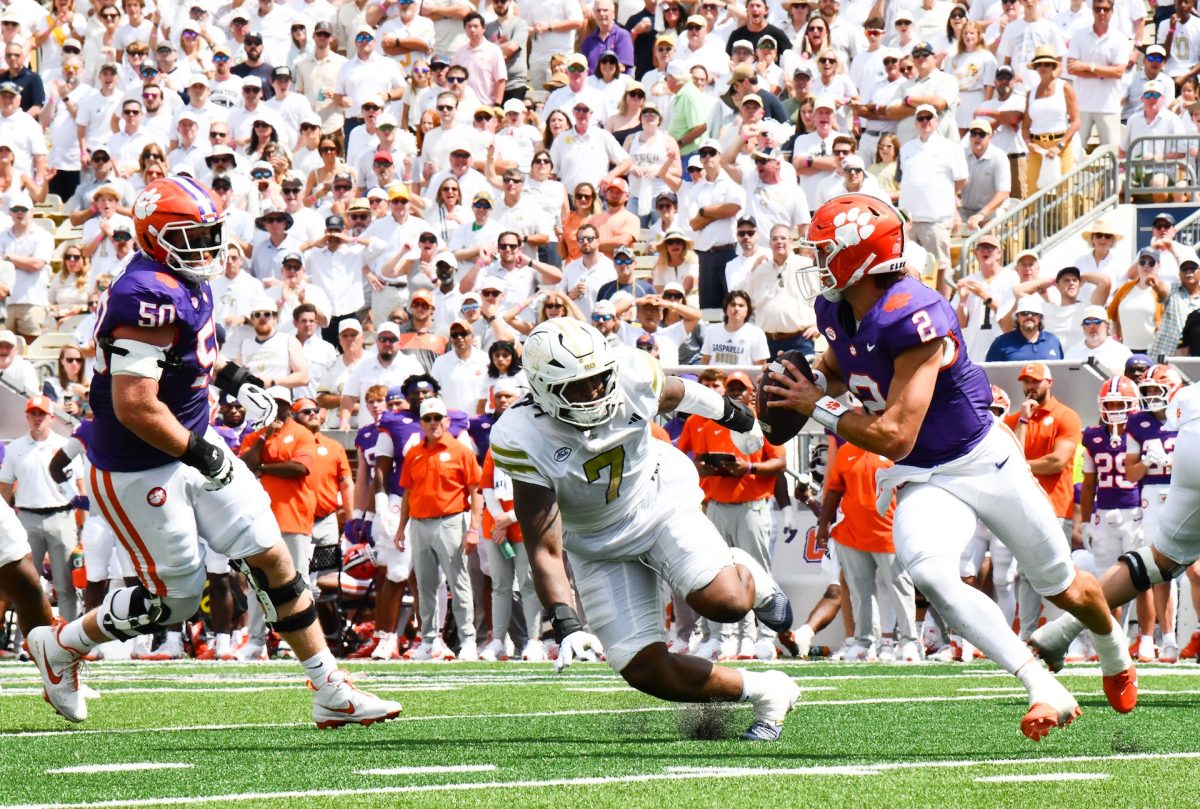 The Clemson football team fell to Georgia Tech at Bobby Dodd Stadium to move to 1-2 on the season. 
