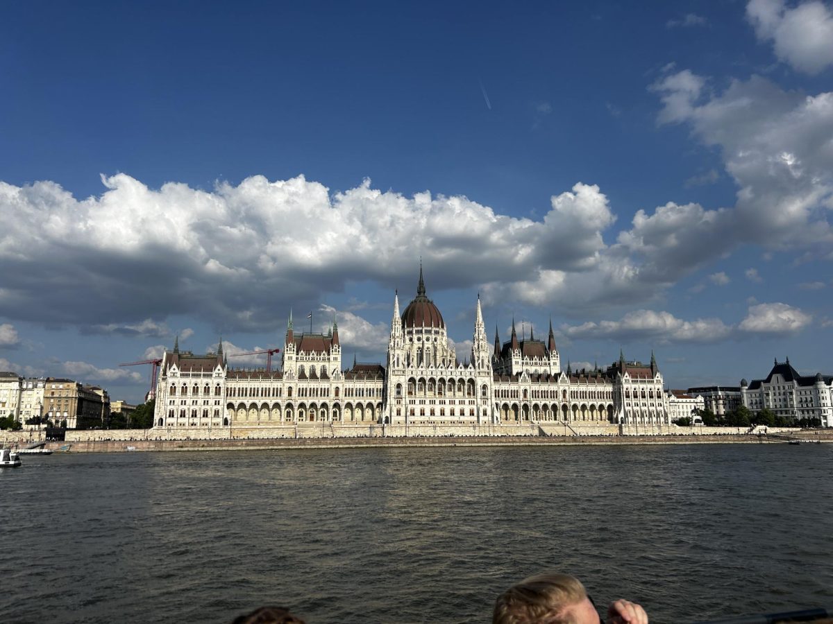Right now is the perfect time to start thinking about summer internships and study abroad opportunities.
