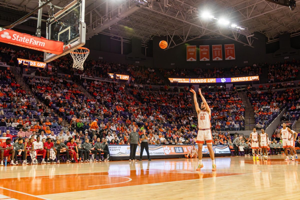 No. 22 Carter Welling drills a free throw against NC State.