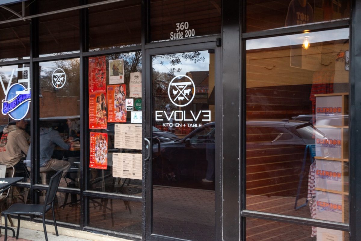 Evolve Kitchen + Table's standout farm-to-table menu and atmosphere make it the perfect place to bring your parents when they visit town. 